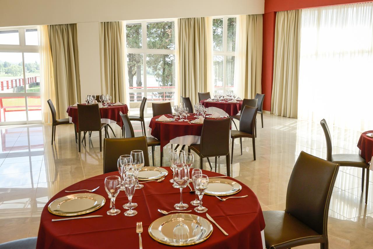 Amerian Villa Del Dique Kültér fotó