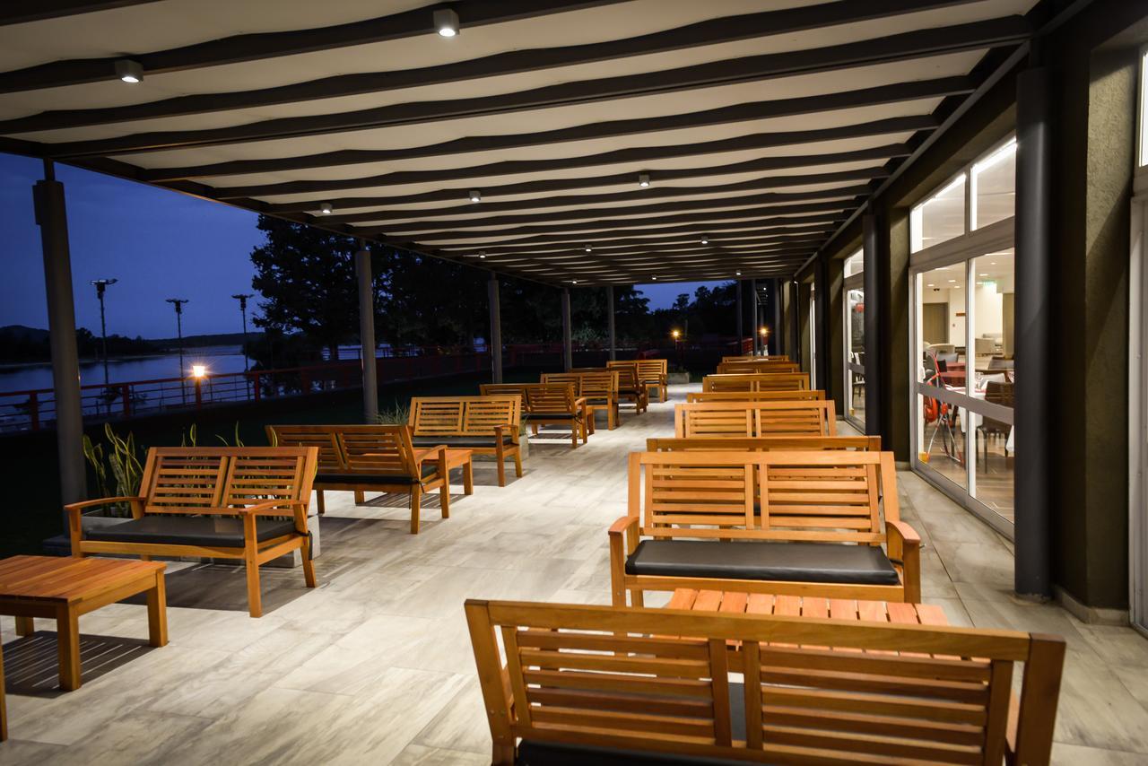 Amerian Villa Del Dique Kültér fotó